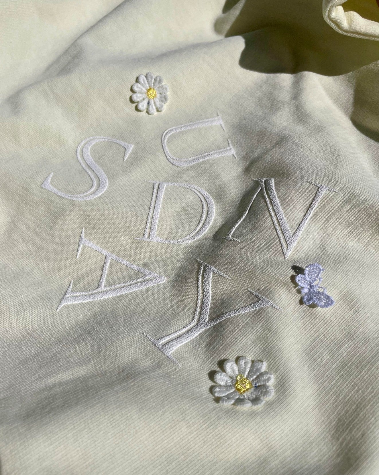 SUNDAY SUMMER HOODIE